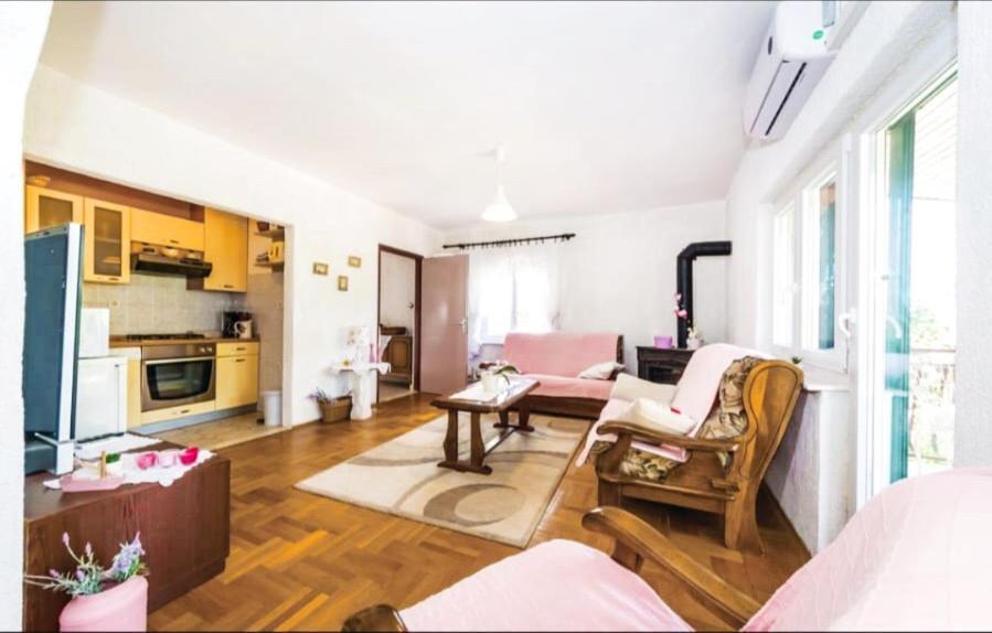 Apartment "Ane" Kruševo エクステリア 写真